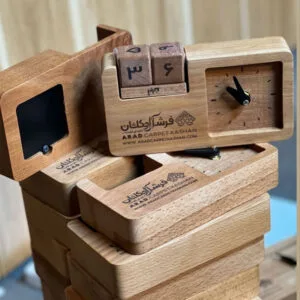 ساعت رومیزی به همراه تقویم پازلی چوبی