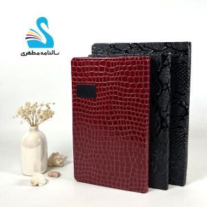 جلد سالنامه با چرم مشکی و زرشکی با کیفیت